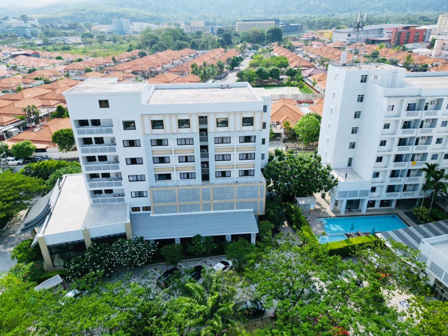 Recenta Suite Phuket Suanluang Ngoại thất bức ảnh