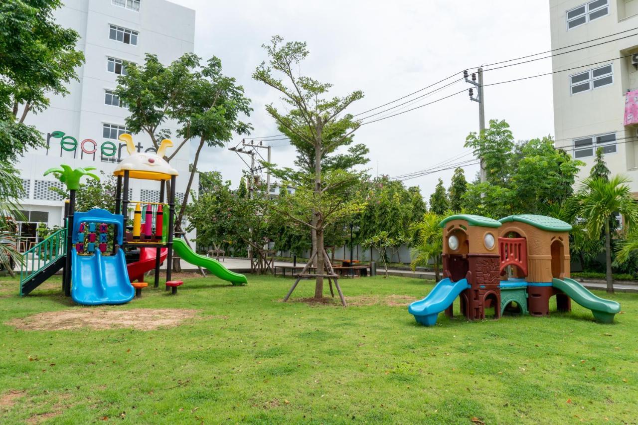 Recenta Suite Phuket Suanluang Ngoại thất bức ảnh